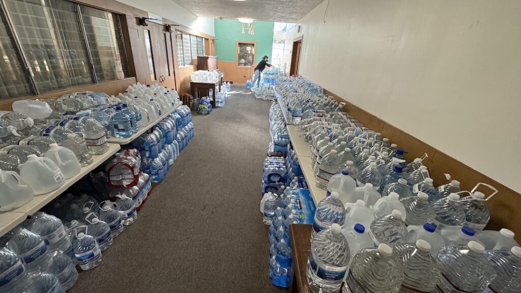 Over 1500 gallons of clean water were donated on Sunday, Jan 12, 2025 in response to the Eaton wildfires in Altadena and Pasadena, CA